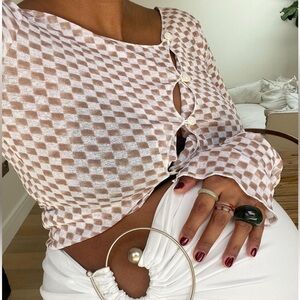 Source Unknown stretch checker top